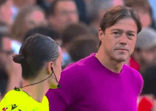 Κατηγορήθηκε για σεξισμό ο Αλμέιδα μετά το επεισόδιο με την βοηθό διαιτητή – «Σέβομαι τις γυναίκες»