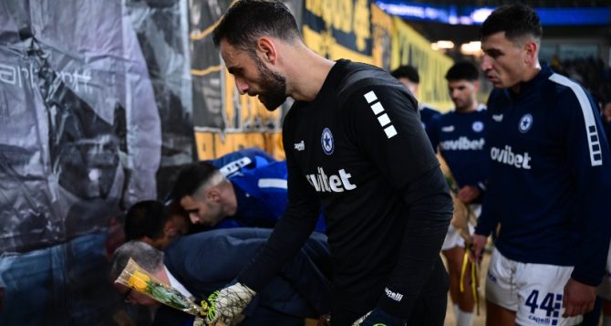 Σύσσωμος ο Ατρόμητος άφησε λουλούδια στη μνήμη του Μάριου (vid+pics)