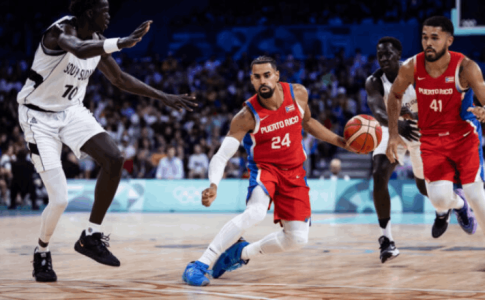 Έρχεται Αθήνα ο Κλαβέλ