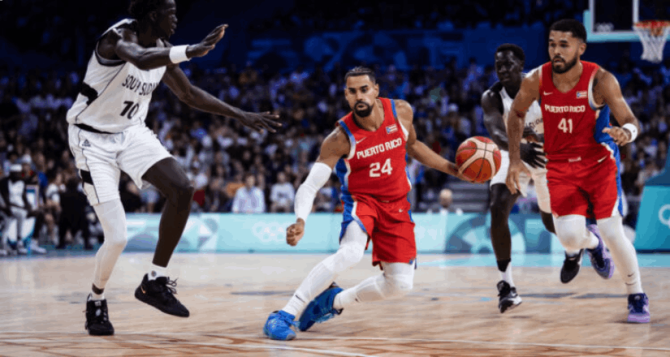 Έρχεται Αθήνα ο Κλαβέλ