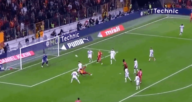 Σε ματς-θρίλερ η Σάμσουνσπορ ηττήθηκε από Γαλατασαράι στις καθυστερήσεις με ψαλιδάκι Οσιμέν Σε ματς-θρίλερ η Σάμσουνσπορ ηττήθηκε από Γαλατασαράι στις καθυστερήσεις με ψαλιδάκι Οσιμέν