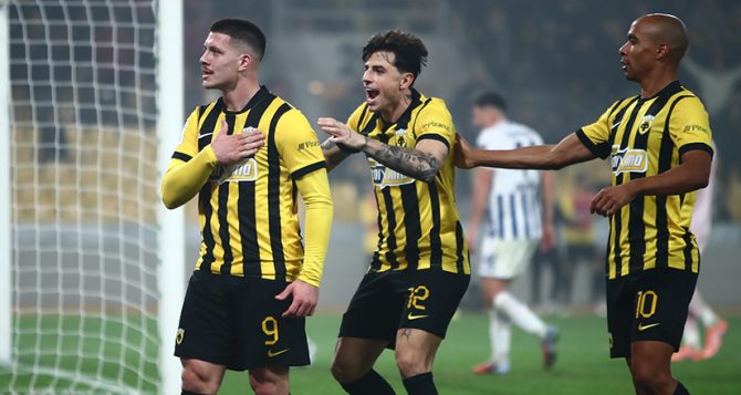 Καταιγιστική ΑΕΚΑΡΑ με Γιόβιτς on Fire! Καταιγιστική ΑΕΚΑΡΑ με Γιόβιτς on Fire!