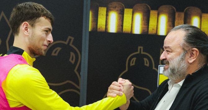 Το καλωσόρισμα Ηλιόπουλου σε Γκεοργκίεφ: «Να γίνεις το κάστρο μας για πολλά χρόνια!» Το καλωσόρισμα Ηλιόπουλου σε Γκεοργκίεφ: «Να γίνεις το κάστρο μας για πολλά χρόνια!»