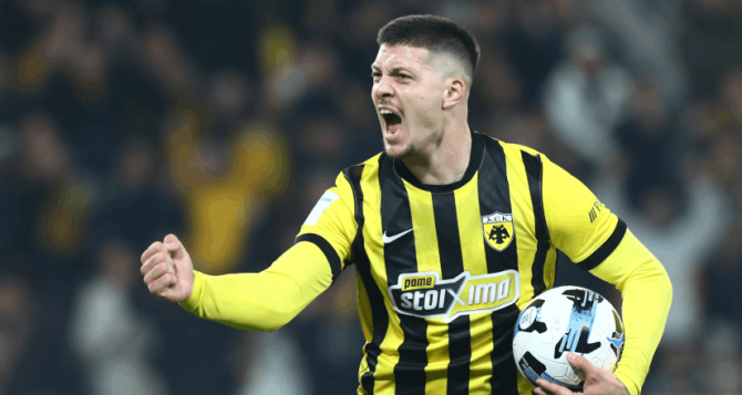 Μετά από 18 χρόνια η ΑΕΚ κάνει… Καλά Χριστούγεννα στη κορυφή