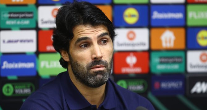 Προπονητής Κραϊόβα: «Πρόκληση για εμάς το ματς – Πλήρης ομάδα η ΑΕΚ» Προπονητής Κραϊόβα: «Πρόκληση για εμάς το ματς – Πλήρης ομάδα η ΑΕΚ»