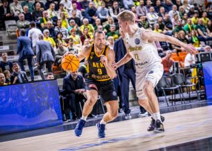 «Καθαρίζει» Λέβιτσε και πρωτιά η Βασίλισσα