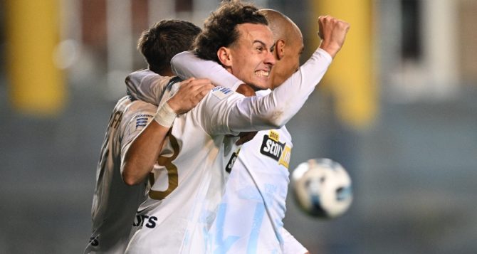 Από το Περιστέρι στο Αγρίνιο: Πεντάρα της ΑΕΚ μετά από 22 μήνες! Από το Περιστέρι στο Αγρίνιο: Πεντάρα της ΑΕΚ μετά από 22 μήνες!