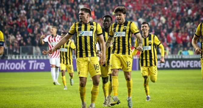 ΑΠΟΛΑΥΣΗ: Η φαουλάρα του Μαρίν από την κερκίδα των Ενωσιτών (VIDEO) ΑΠΟΛΑΥΣΗ: Η φαουλάρα του Μαρίν από την κερκίδα των Ενωσιτών (VIDEO)