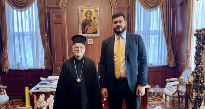 Απόφαση Ηλιόπουλου: Η ΑΕΚ εκπροσωπήθηκε στον εορτασμό των Χριστουγέννων στην Πόλη