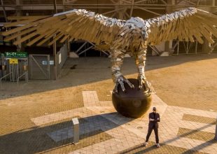 Φοβερό τρολάρισμα στον Παναθηναϊκό από τον γλύπτη του αετού της ΑΕΚ: «Έτσι είναι όσοι δεν έχουν άγαλμα αετού»(pic)