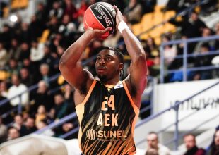 Βασίλισσα από ατσάλι στην Καρδίτσα με σόου Μπάρτλεϊ!