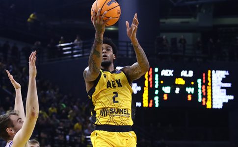 Η ΑΕΚ δήλωσε τον Μπράουν αντί του Αρμς στο πρωτάθλημα της Stoiximan GBL