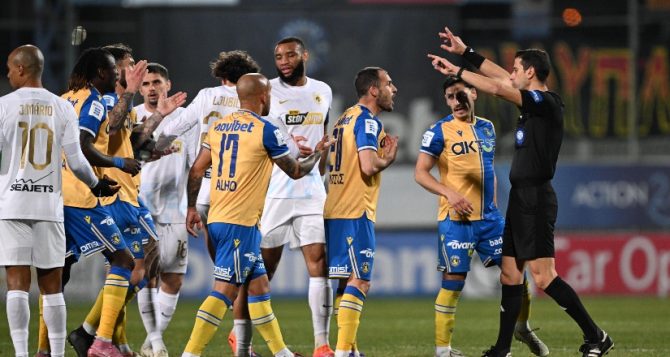 Απίστευτος Ευαγγέλου: Συμπλήρωσαν κάρτες Γιόβιτς, Ρότα, Κοϊτά και Ρέλβας!