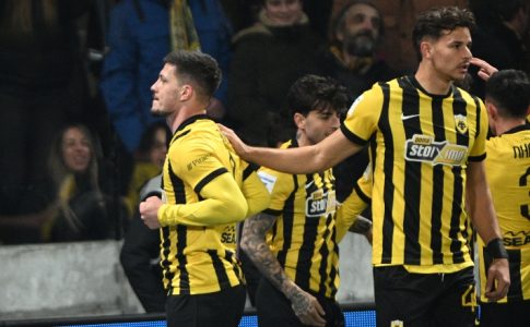 Υποδειγματική προβολή του Γιόβιτς για το 1-0 της ΑΕΚ (VIDEO)