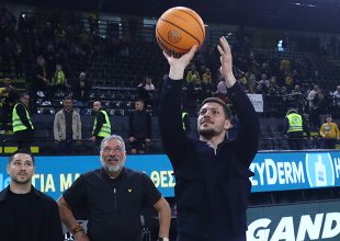 Σουτάκια… Γιόβιτς στο τέλος και αποθέωση στη SUNEL Arena (pics-vid)