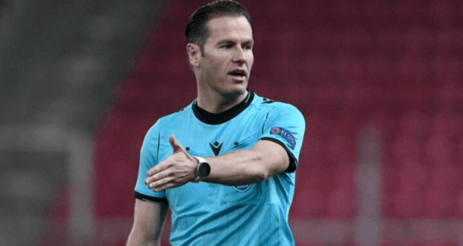 Ο elite Μάκελι σφυρίζει το ΑΕΚ – Ολυμπιακός Ο elite Μάκελι σφυρίζει το ΑΕΚ – Ολυμπιακός