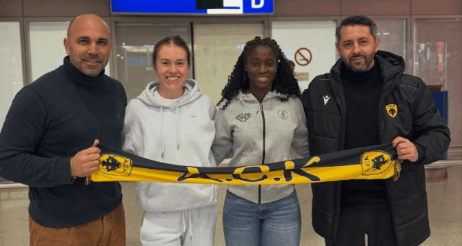 Ποδόσφαιρο γυναικών: Έφτασαν στην Αθήνα οι Στίβελμανς και Χιλ