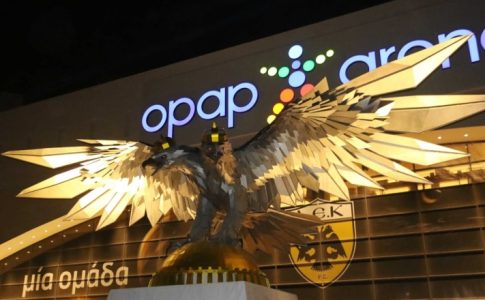 Fun zone στην Πλατεία του Αετού πριν το ΑΕΚ-Παναθηναϊκό