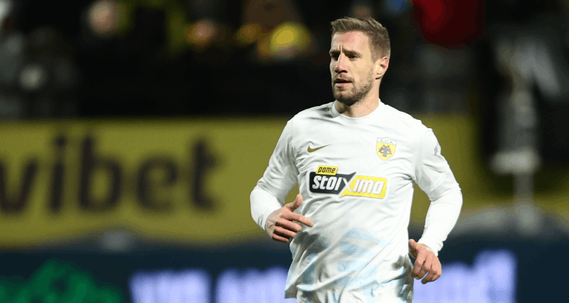 Ο Βάργκα προβάρει φανέλα βασικού με ΟΦΗ