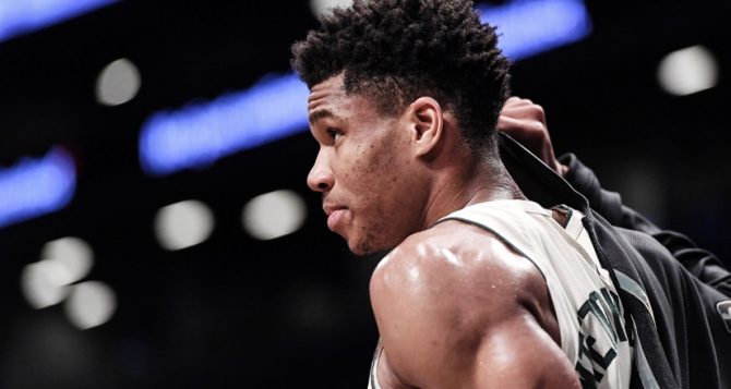 Φιλαδέλφεια 76ers – Μιλγουόκι Μπακς με «Ενισχυμένο» Κούσμα