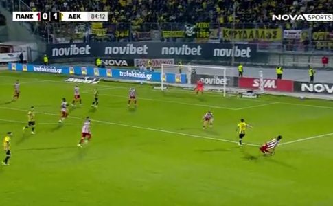 Το VAR είδε το πέναλτι για την ΑΕΚ και ο Μαρίν ευστόχησε για το 2-0 (VID)