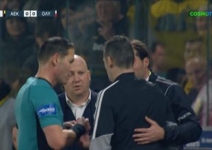 ΑΕΚ-Ολυμπιακός: Η αποβολή του Ηλία Κυριακίδη από τον πάγκο της ΑΕΚ (vid)