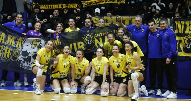 Bόλεϊ: Σπουδαίο τρίποντο για την ΑΕΚ στη Βούλα Bόλεϊ: Σπουδαίο τρίποντο για την ΑΕΚ στη Βούλα