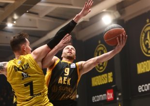 LIVE: ΑΕΚ – Μαρούσι