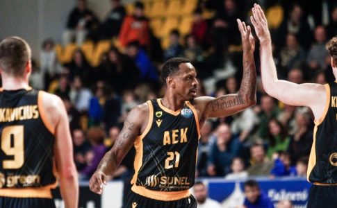 Show-time της Βασίλισσας στην Καρδίτσα!