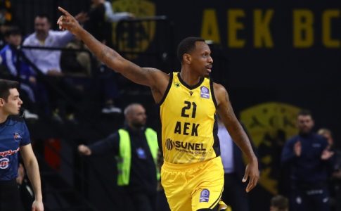 Η Βασίλισσα των ανατροπών «καθάρισε» και το Μαρούσι!