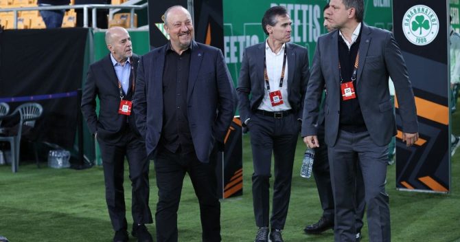 Μπέτις – Παναθηναϊκός: Αποθέωση για την αποστολή του τριφυλλιού στο Καρτούχα, τετ-α-τετ Αλαφούζου με Μπενίτεθ