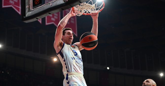 Κάτοικος Βαλένθια μέχρι το 2028 ο Νέιτ Ρίβερς