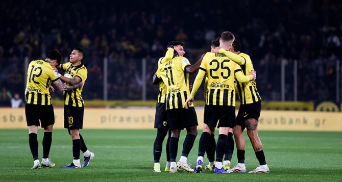 Μόνη πρώτη η ΑΕΚ στα play offs της Super League! Μόνη πρώτη η ΑΕΚ στα play offs της Super League!