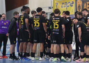 Επίδειξη δύναμης και… πλέι οφ για την ΑΕΚ!