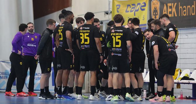 Επίδειξη δύναμης και… πλέι οφ για την ΑΕΚ!