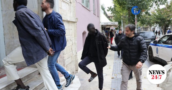 Κρήτη: Προσωρινά κρατούμενοι οι δύο κατηγορούμενοι που πέταξαν 22 σορούς στη θάλασσα