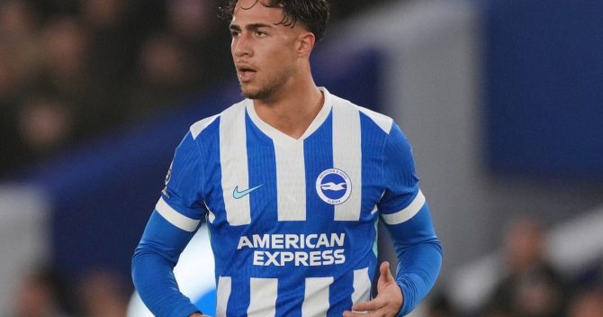 Μπράιτον: Ο Κωστούλας είναι στον πάγκο των γλάρων για το παιχνίδι με τη Λίβερπουλ