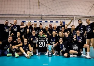 ΠΑΟΚ: Οι ασπρόμαυρες δεν ξέχασαν τα θύματα του δυστυχήματος στη Ρουμανία και τον 20χρονο Κλεομένη στην απονομή του Κυπέλλου