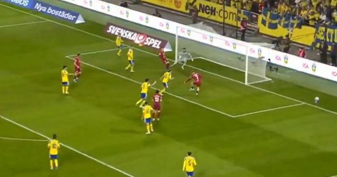 Σουηδία – Πολωνία: Ο Σβιντέρσκι από κοντά ισοφάρισε σε 2-2 στο 55ο λεπτό