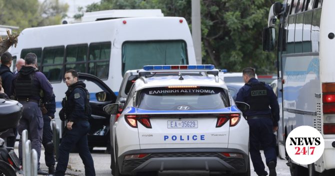 Κύκλωμα εξαπάτησης ΕΦΚΑ: Ελεύθεροι με όρους οι επτά από τους 22 κατηγορούμενους