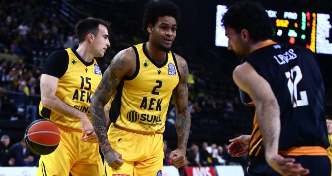 Έτρεχε με… 100 η Βασίλισσα και διέλυσε τον Προμηθέα!