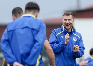 Η Βοσνία κατηγόρησε την Ιταλία για κατασκοπεία, λόγω παρουσίας Ιταλού στρατιώτη στην προπόνησή της πριν από το μεταξύ τους ματς