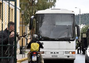 Οι συνομιλίες που “έκαψαν” τα μέλη της εγκληματικής οργάνωσης με τις εικονικές εταιρείες
