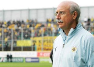 Λορέντσο Σέρα Φερέρ: «Έτσι με έπεισε ο Ντέμης για την ΑΕΚ – Ο Ριβάλντο ήταν “δώρο”»