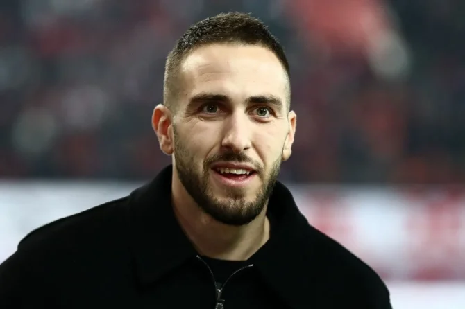 Ολυμπιακός: Οι υψηλές αποδοχές των Άμραμπατ και Ντε Φράι, η επιστροφή του Φορτούνη και ο Μασούρας