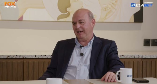 Βαγγέλης Γραμμένος στο Fox Prime: «Μου λείπει ο Αυγενάκης» Βαγγέλης Γραμμένος στο Fox Prime: «Μου λείπει ο Αυγενάκης»