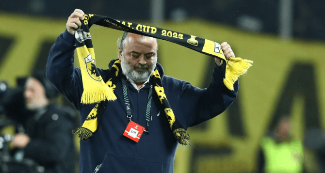 Τα εμψυχωτικά λόγια του Ηλιόπουλου στο ημίχρονο, αλλά και στο… τέλος