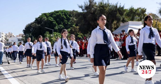 Ηράκλειο: Ακυρώθηκε η παρέλαση λόγω των καιρικών συνθηκών