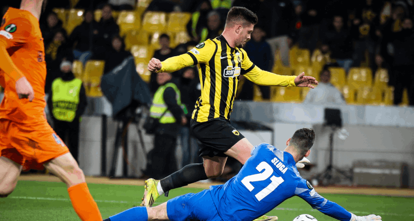 Τα καμπανάκια χτύπησαν, αλλά όχι ανάθεμα μετά από ιστορική πρόκριση