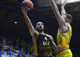 LIVE: ΑΕΚ – Περιστέρι